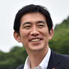 自民・小林政調『″今は″移民ではない！』→ MC『実質、移民政策では？』 → 小『″今は″移民ではない！』 → ﾈｯﾄ「と言う事は、いずれは移民になるの？」ｗｗｗｗｗｗｗｗｗｗ