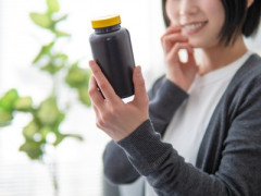 【速報】『グルコサミン』を飲むと認知症が加速する危険性