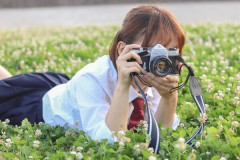 【画像】JK「１時間目水泳だから水着着て登校しちゃったｗｗｗｗｗｗｗ」ﾊﾟｼｬ！