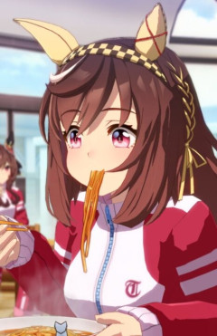 【ウマ娘】意外と豪快にすすってたウマ娘のラーメンｗｗｗ「よく見ると凄い汁が飛んでる…」