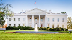 【画像あり】ホワイトハウス「トランプ大統領80歳記念に96億円投入して敷地内に巨大格闘技会場を建設！！」←アメリカで賛否両論