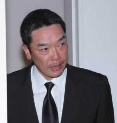 【悲報】阿部慎之助、自宅に引きこもる