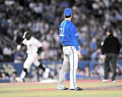 DeNA相川監督、6連敗で借金10も前向き。「借金が11がなろうが12になろうがやる事は変わらない」