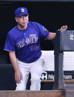 中日に不穏な動き。借金19になり試合後『球団社長、球団本部長、井上監督』で30分の3者会談