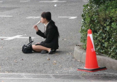 【画像】何もかもどうでもよくなった就活女子、見つかるｗｗｗｗ