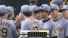 【オリックス対阪神2回戦】阪神快勝　連敗４でストップ、高橋が無傷８勝目でハーラー単独トップ　初回に佐藤輝の適時二塁打で先制