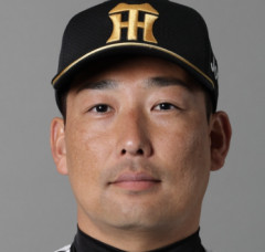 岩崎優(34) 4H 9S 防御率1.08 ← これ