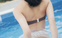 【悲報】スレンダー女子、違和感ありまくり画像をアップ・・・