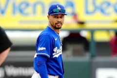 ベッツ、完全試合阻止エラーについて「なんだろう……なんて言えばいいのかな……えーと……」