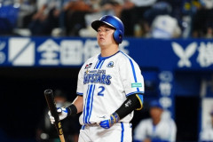 DeNA暗雲…牧秀悟が再検査→14日欠場　右太腿裏肉離れ復帰から10日、相川監督「症状が良くない」