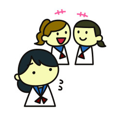 学生の時のグループで2人が遊ぶ予定だったのを聞いて、せっかくだから皆に声をかけた。しかし結局他の人たちは都合が悪く、最初の2人と私だけで遊ぶことになった