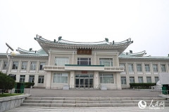 【朗報】北朝鮮の最高級レストランの『玉流館』、平壌冷麺がめっちゃ美味そうｗｗｗｗｗｗｗｗｗｗｗｗｗｗｗｗｗ