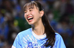 ⁉️井桁弘恵、＆#12317;仰天＆#12319;水着ショットに「おったまげた」「たまらん」「うぉ！鼻血」 -2chまとめ-
