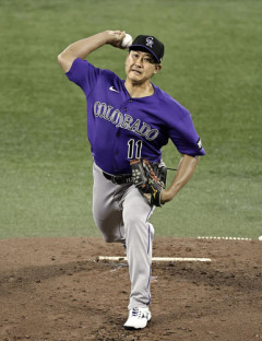 【朗報】ロッキーズ菅野智之さん、5回9安打8失点の大炎上で勝ち投手wwwwwwwww