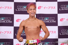 【動画】美少女レディース総長(18)、ブレイキングダウン参戦するも、男にボディー連打されてボコボコに
