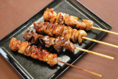 焼き鳥串1本110円←これ高くね？