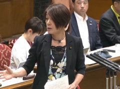 【悲報】立憲議員「自衛隊には貧乏人の子が行くんです！裕福な家の子は自衛隊になんかならない！」