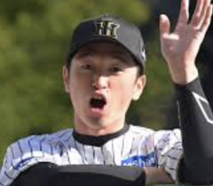 数年後の阪神→1番近本光司(39)2番中野拓夢(37)