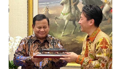 中道 小沢一郎氏（８４）、小泉防衛相がインドネシア大統領に贈った戦艦模型を批判　「センスが無いでは済まない」「どんどん狂ってきている」