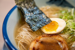 店で塩ラーメン食べたことないけど美味いの？
