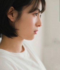 【画像】清野菜名(31)とかいう顔の評価が分かれる女優