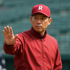 楽天新監督に前ロッテの吉井理人氏が電撃就任へ シーズン中に超異例の外部招へい １９日古巣ロッテ戦で初采配か   #野球