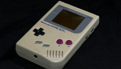 ゲームボーイ世代のおっさんって乾電池わざわざ交換しながら遊んでたってマジ？ｗｗｗｗ
