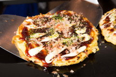 ワイ「お好み焼き定食ｗ」健康志向ニキ「ダブル主食！！！！！」