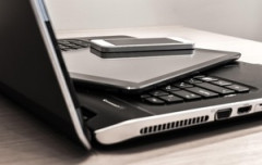 タブレット買おうとしてるけど何に使うの？