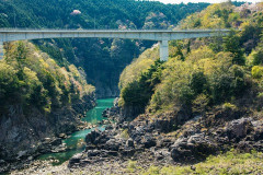 【悲報】佐賀県の川で『恐ろしい事故』が発生してしまう・・・・・