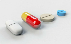 こっちは使いたくない理由があるからジェネリック医薬品じゃなく先発医薬品使ってんのに、なぜ薬剤師はそこまでしつこく勧めるのか？