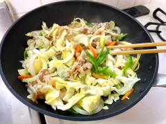 野菜炒め作っても水出まくりでびしょびしょの奴になる！！
