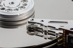 【HDD】メモリだけだと思ってたのに、値上がりするのは