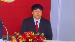 【悲報】楽天吉井監督就任会見の石井一久GMの態度www