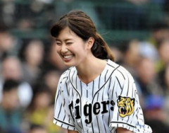 【画像】稲村亜美の全盛期の太もも、さすがに素晴らしすぎる