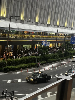 ヨドバシ梅田、ポケカを求めて長蛇の列WWWWWWWWWW