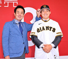 【巨人】小笠原慎之介が入団会見「２年くらいこんな大勢の人に囲まれることなかったのですごい緊張」元中日左腕がナショナルズから電撃加入