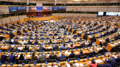 EU議会　不法滞在移民の強制送還を厳格化する法案を可決 「あの犯罪者のクソ移民共を送り返せ」議員達がチャント