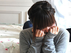 妹と姪だと紹介されていた写真が、実は妻と子供だった。1年間交際して大好きだった人が既婚者だったとは…