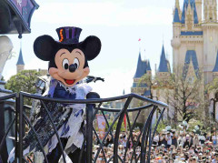 東京ディズニーリゾート、駐車場「4000円」に値上げで「いくら何でもやりすぎ」戸惑いの声…“課金型” 化に “夢の国” 離れの懸念も