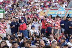 ベッカム、メッシが米国スポーツ界の序列変えた　サッカーがスポーツ人気３位に…米紙USAトゥディ