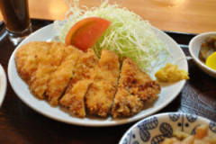 チキンカツ定食の人気のなさは異常www