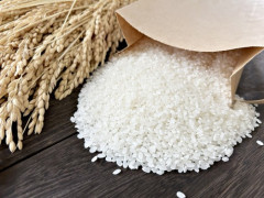 JA「助けて！本当は5キロ1300円台の米を3倍以上に釣り上げたら誰も買ってくれないの！」