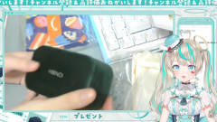 カメラONで実写配信していた女性VTuberさん、ヤバすぎる物が映って終わるｗｗｗｗｗ