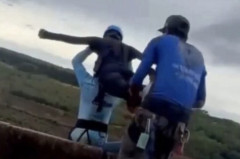 【驚愕】紐なしバンジーで即死した女性、生きていたw