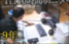 【画像】1日16時間アニメやゲーム…９年間引きこもってる男の体勢wwwwwwwwwwwwwww