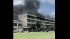 【速報】北区の小学校で大火事　音楽室から出火…全員避難済み