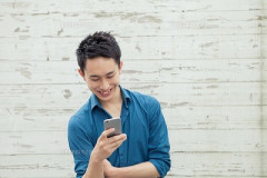 アイドルオタクのおじさん、未成年のアイドルにセクハラリプをしまくって炎上