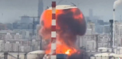 【動画】ロシアさん、ウクライナのドローンを打ち落とそうとして自らモスクワ精油所を破壊してしまう