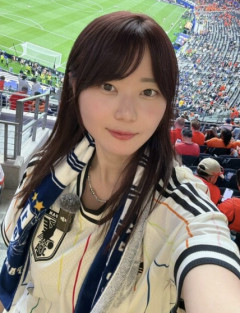「自分が目立ちたいだけ」W杯を“現地観戦する美女”たちが炎上するのはなぜ? 叩くSNS民の「嫉妬とマウント」
